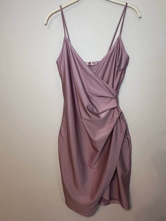 Misty Rose Dresses & Skirts - Misty Rose Womens Fitted Ruched Slit Dress in Shimmer Dusty Mauve Size S Party